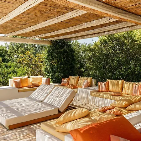 In Mit Privatem Pool By Interhome