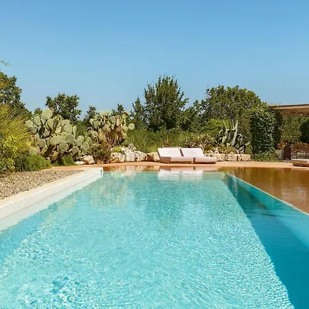 In Mit Privatem Pool By Interhome *
